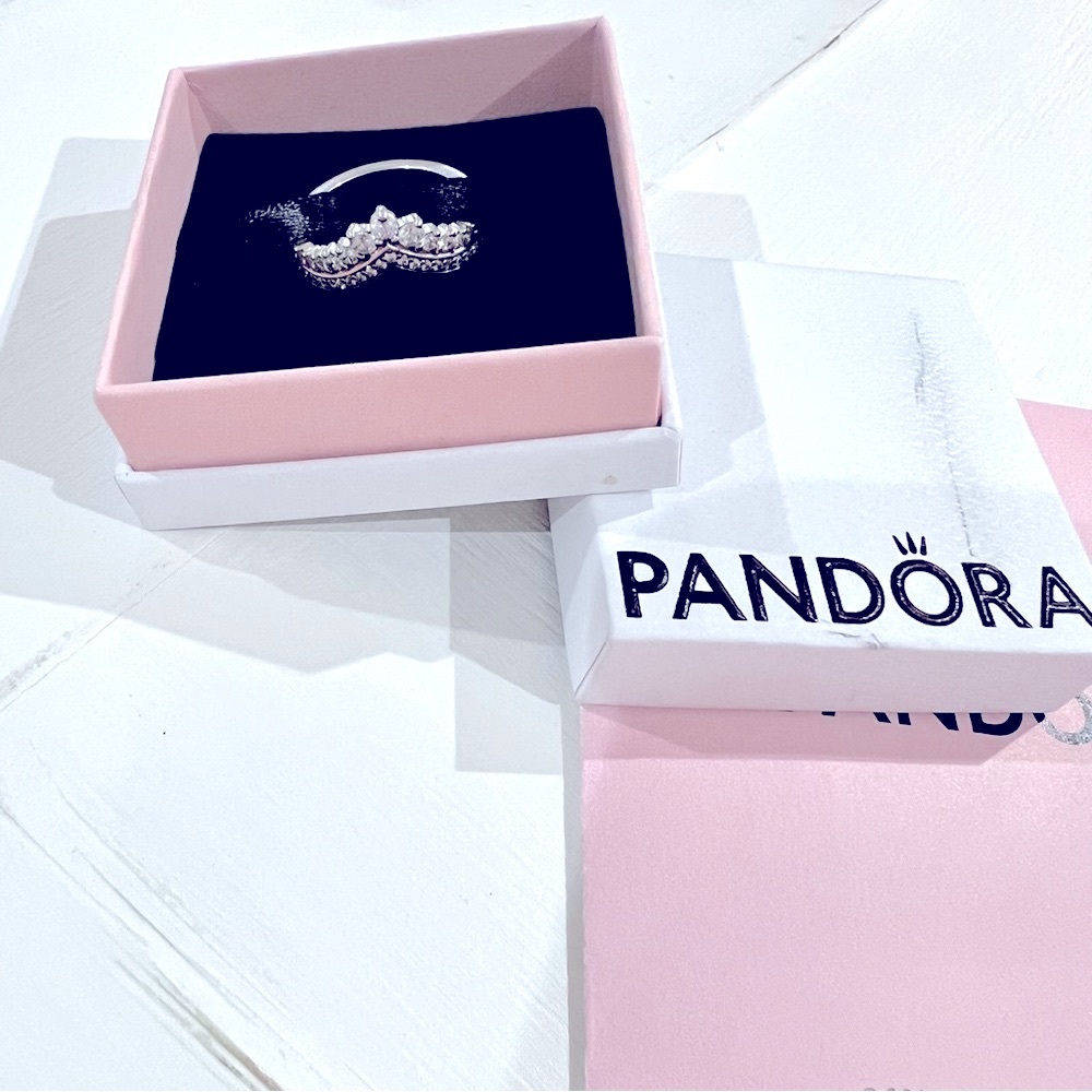 pandora princess wishbone ring | size 6 | nwt - Picture 4 of 8